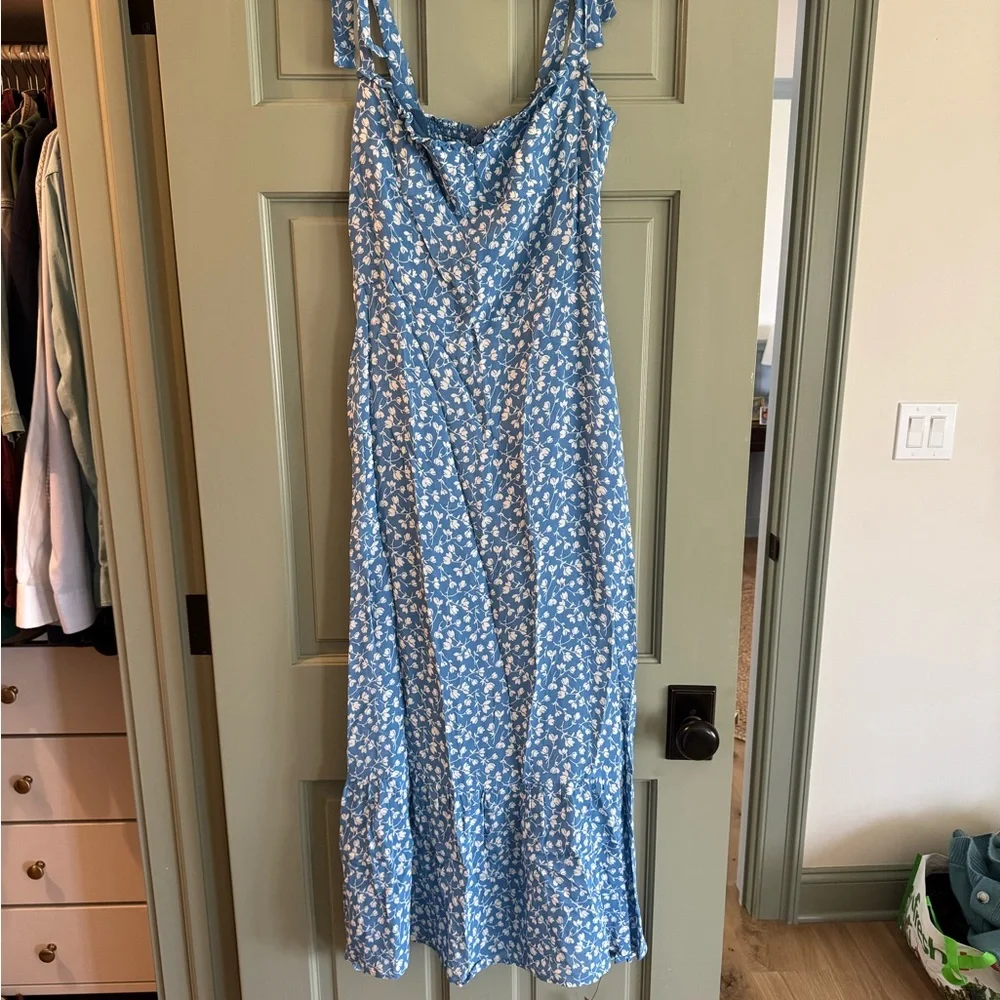 Reformation Dress - Picture 2 of 6